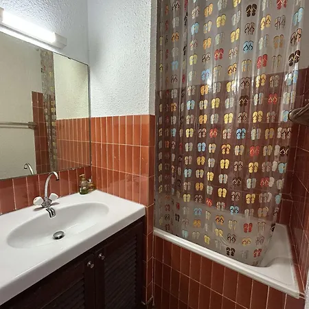 Apartamento A Port Camargue, Acces 4 Pers - Fr-1-250-308 Le Grau-du-Roi