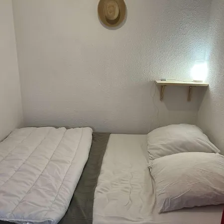 à Port Camargue, Accès 4 Pers - Fr-1-250-308 Appartamento